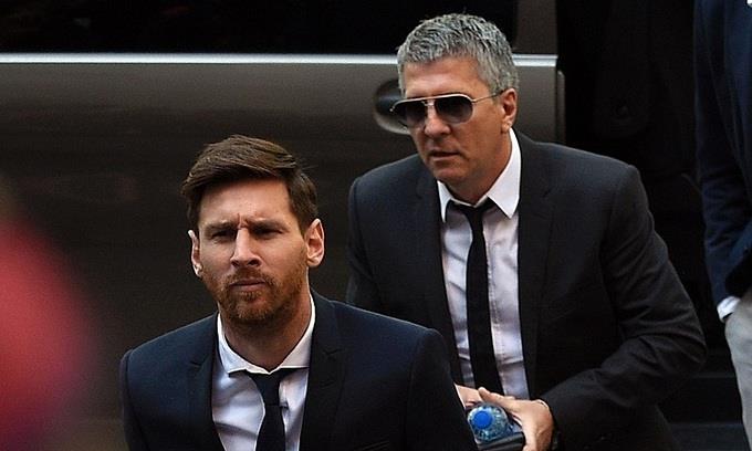 Huyền thoại Real: 'Bản fax đã làm hại Messi'